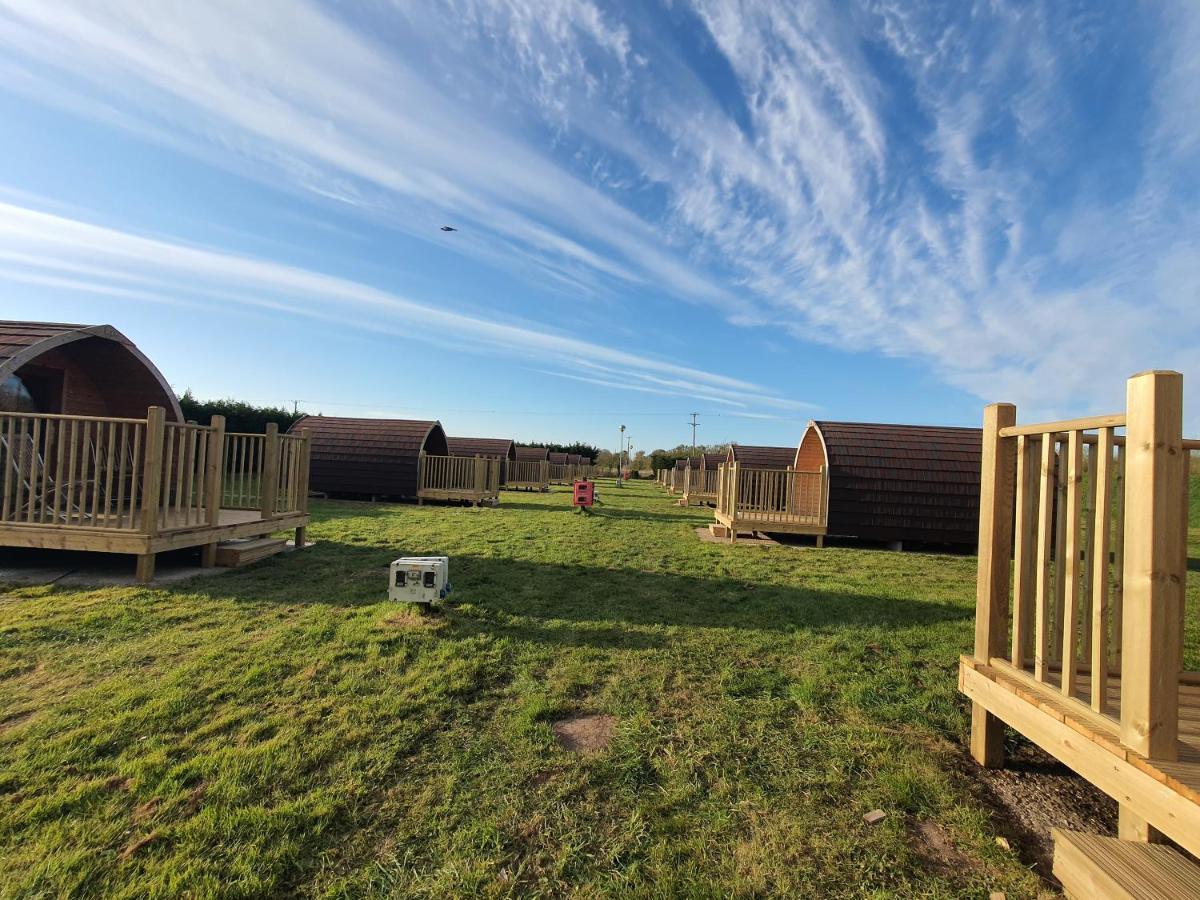 Rustic Pods Riverview Holiday Park Lincoln Esterno foto